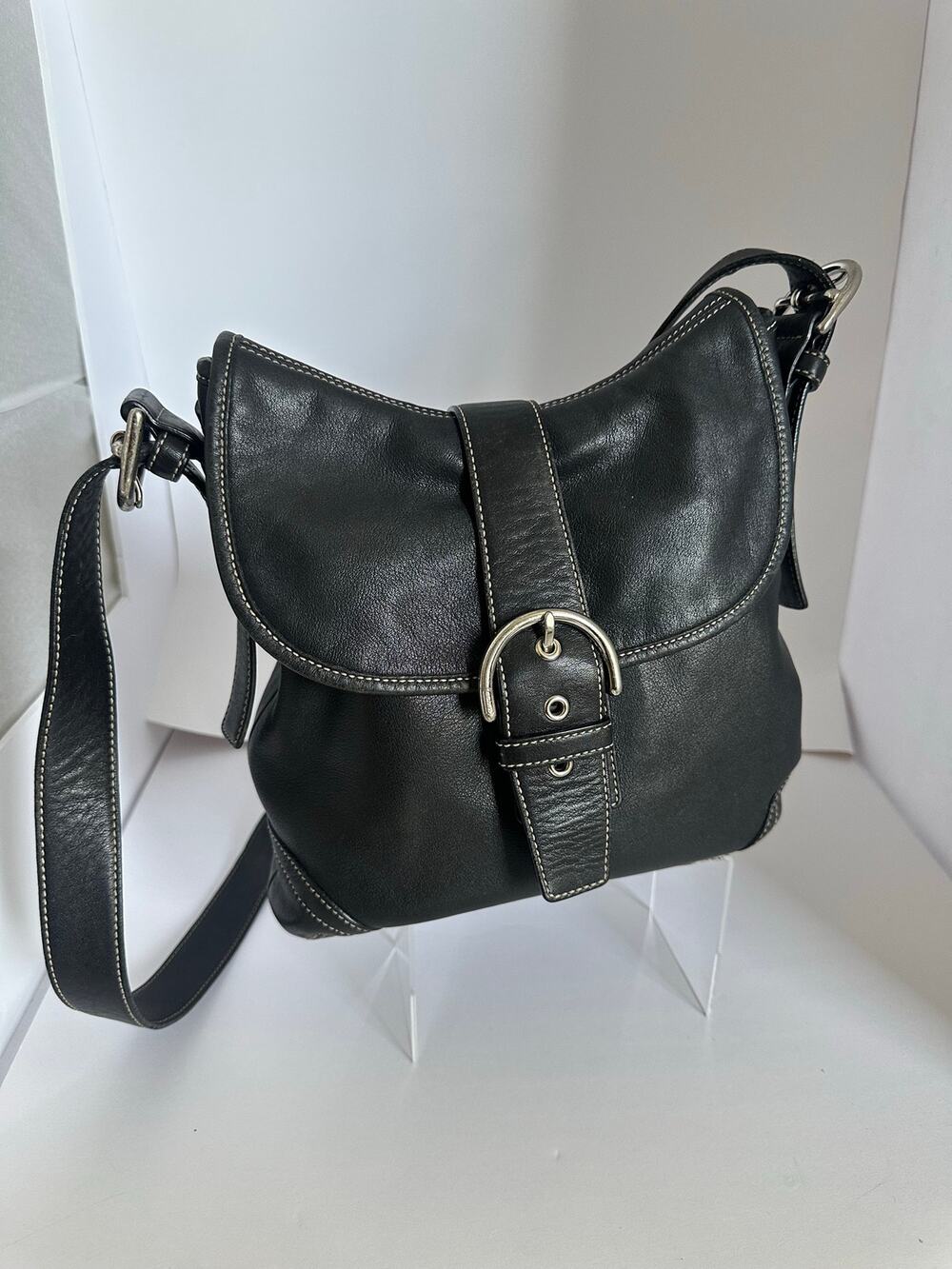 Vintage Coach Soho Black Leather Flap Crossbody Shoulder Bag #9480 - Y2K Classic